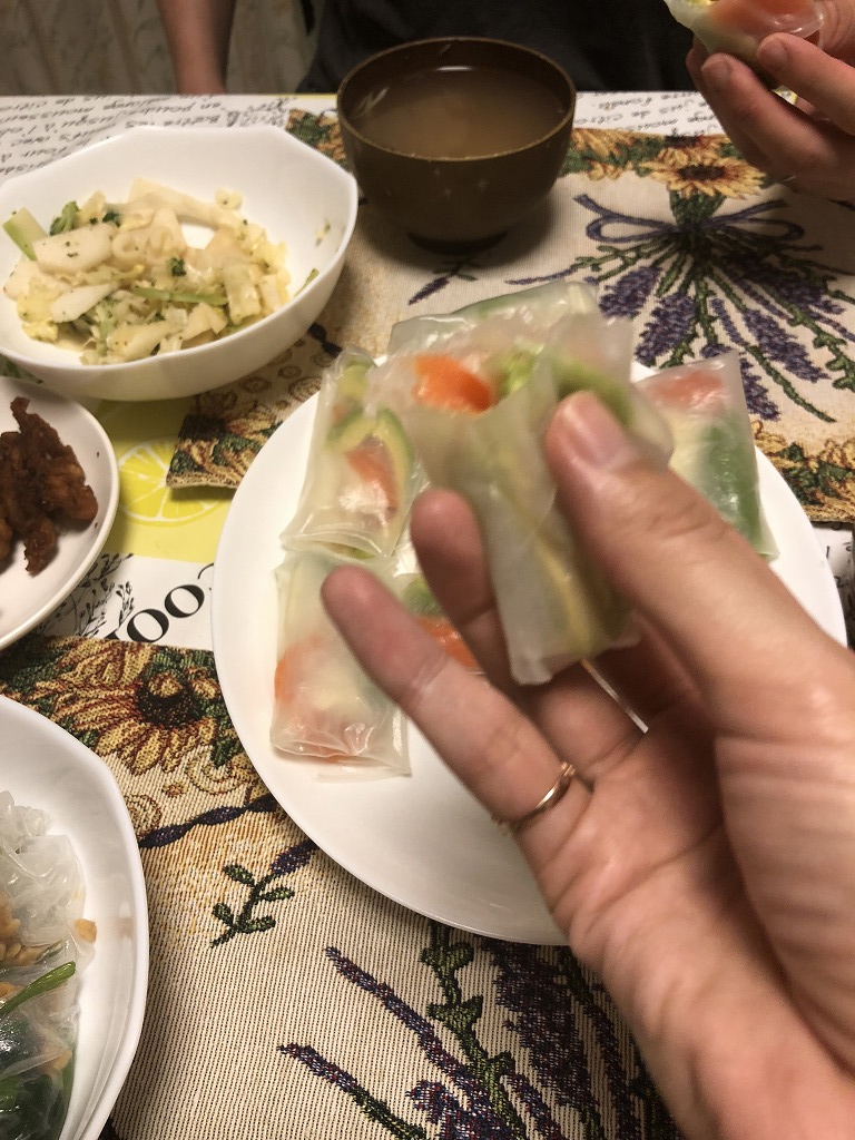 らっきょうの入った洋風生春巻き