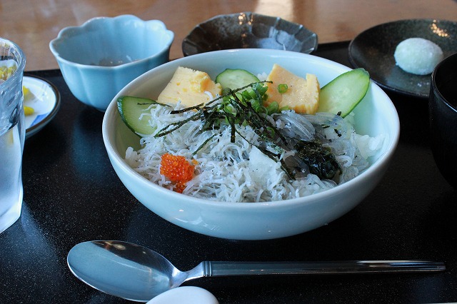 しらす丼