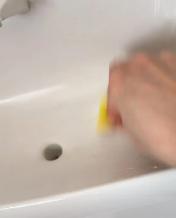 水垢とりスポンジ