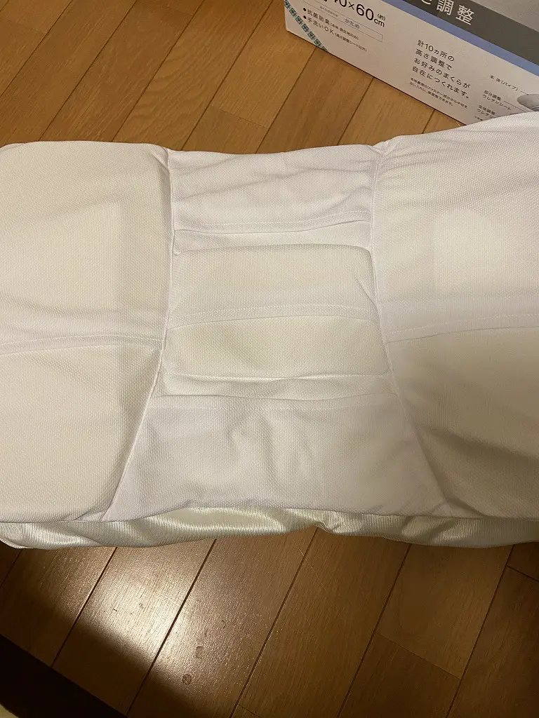 高さ10ヵ所調整できる枕