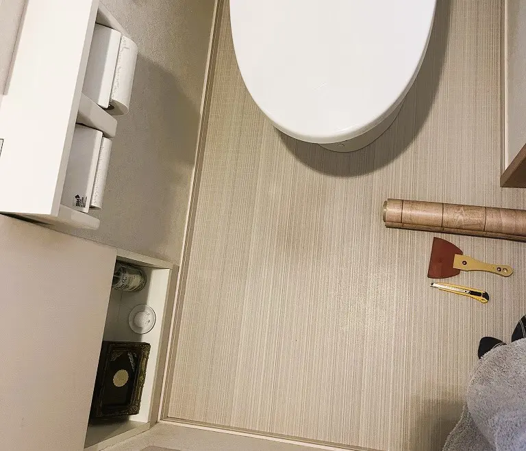 トイレの床